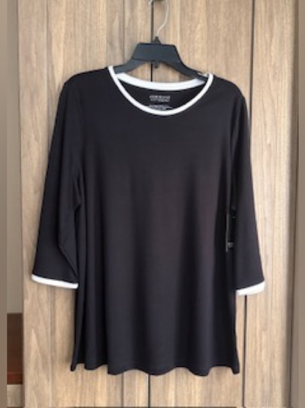 NWT! Adrienne Vittadini Black Ponte PO Top | 1X